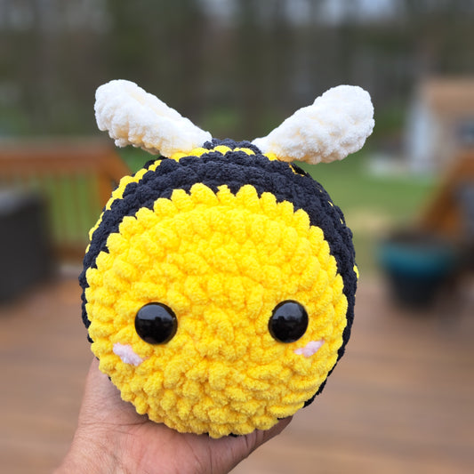 Bumble Bee Plushie